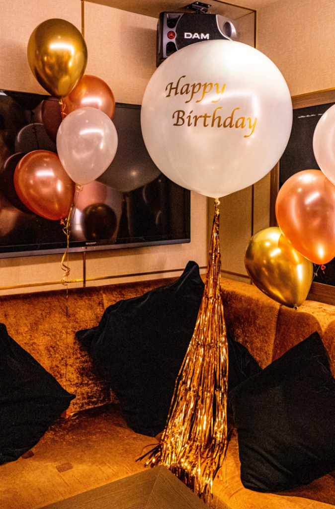 飲食店でバースデーパーティー