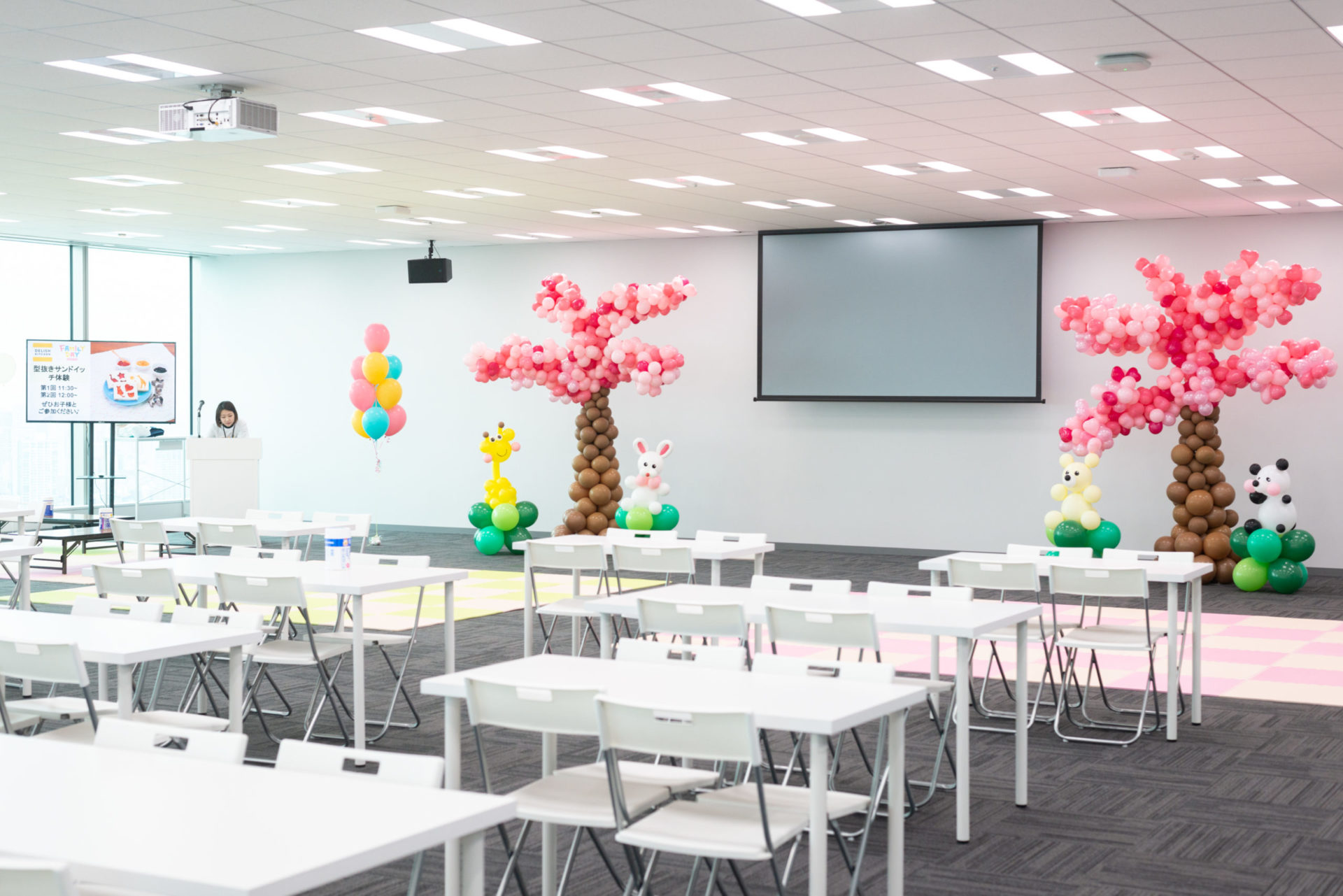 ファミリーデーのバルーン装飾