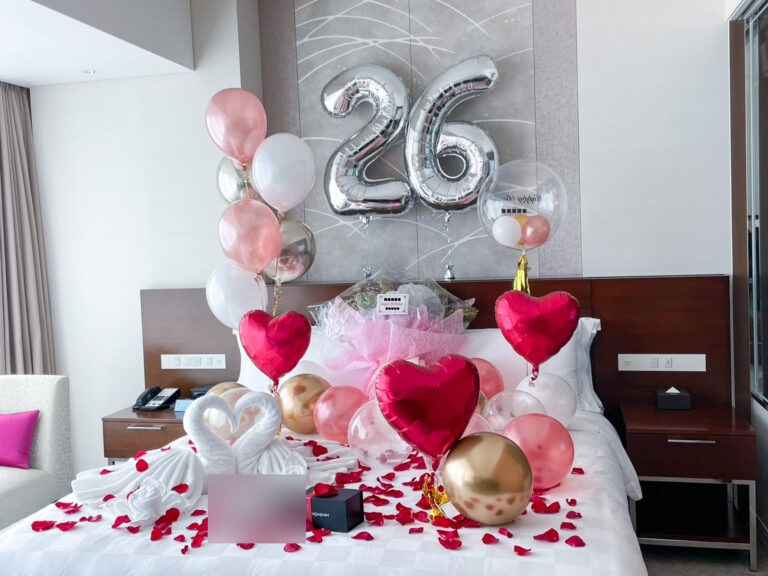 大阪マリオット都ホテル에서의 26세 생일 서프라이즈 풍선 장식