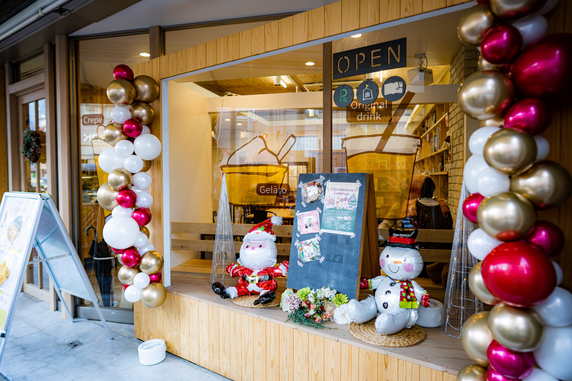 店舗のクリスマスディスプレイ装飾