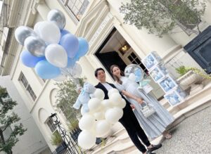 飲食店でベイビーシャワー装飾