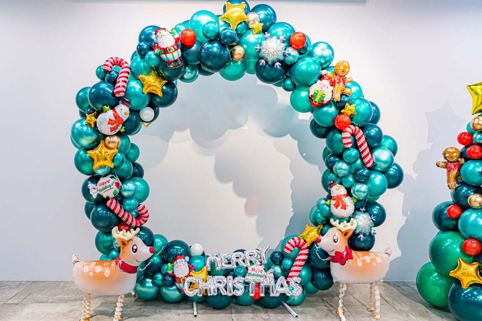 アパレルショップのクリスマスフォトスポット装飾