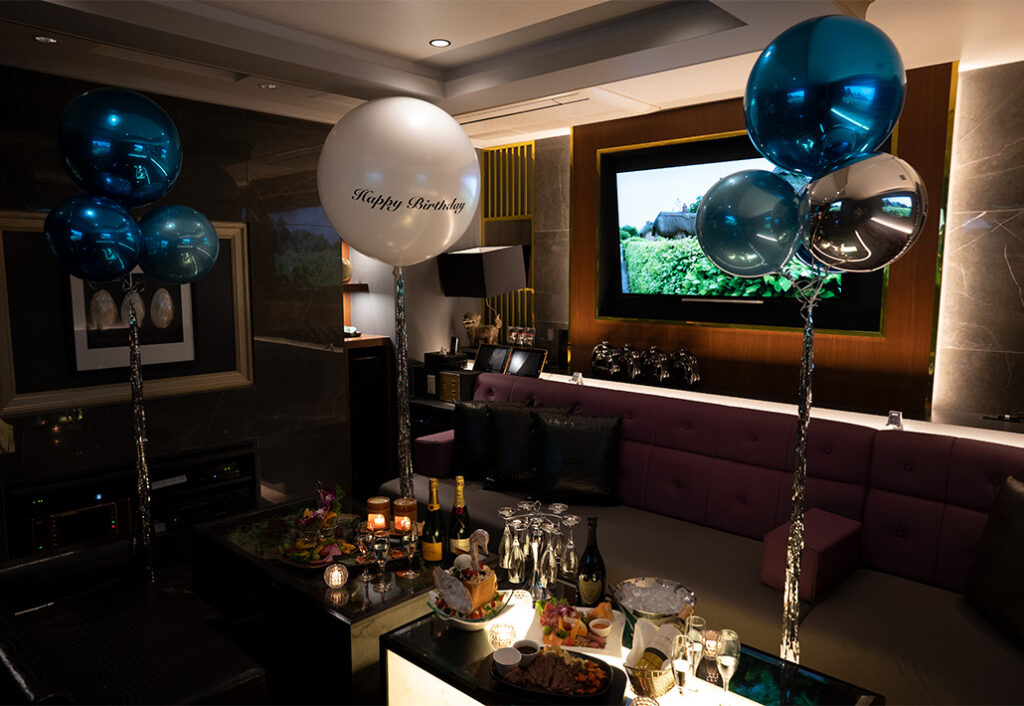 飲食店でバースデーパーティー