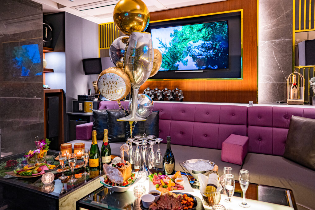 飲食店でバースデーパーティー