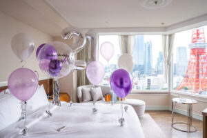 数字バルーン付き_ロマンチックデコレーション