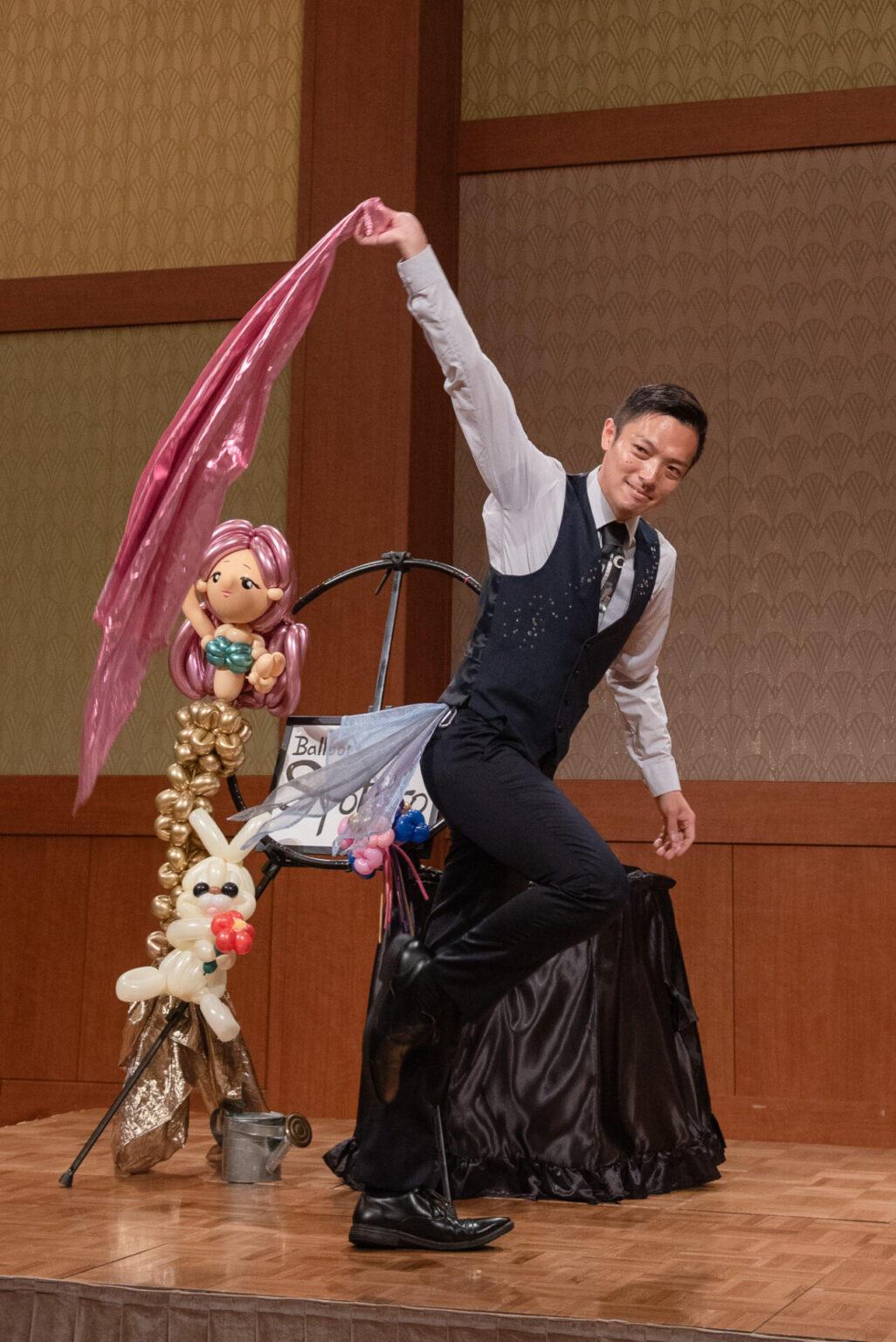 バルーンアート大道芸パフォーマンス