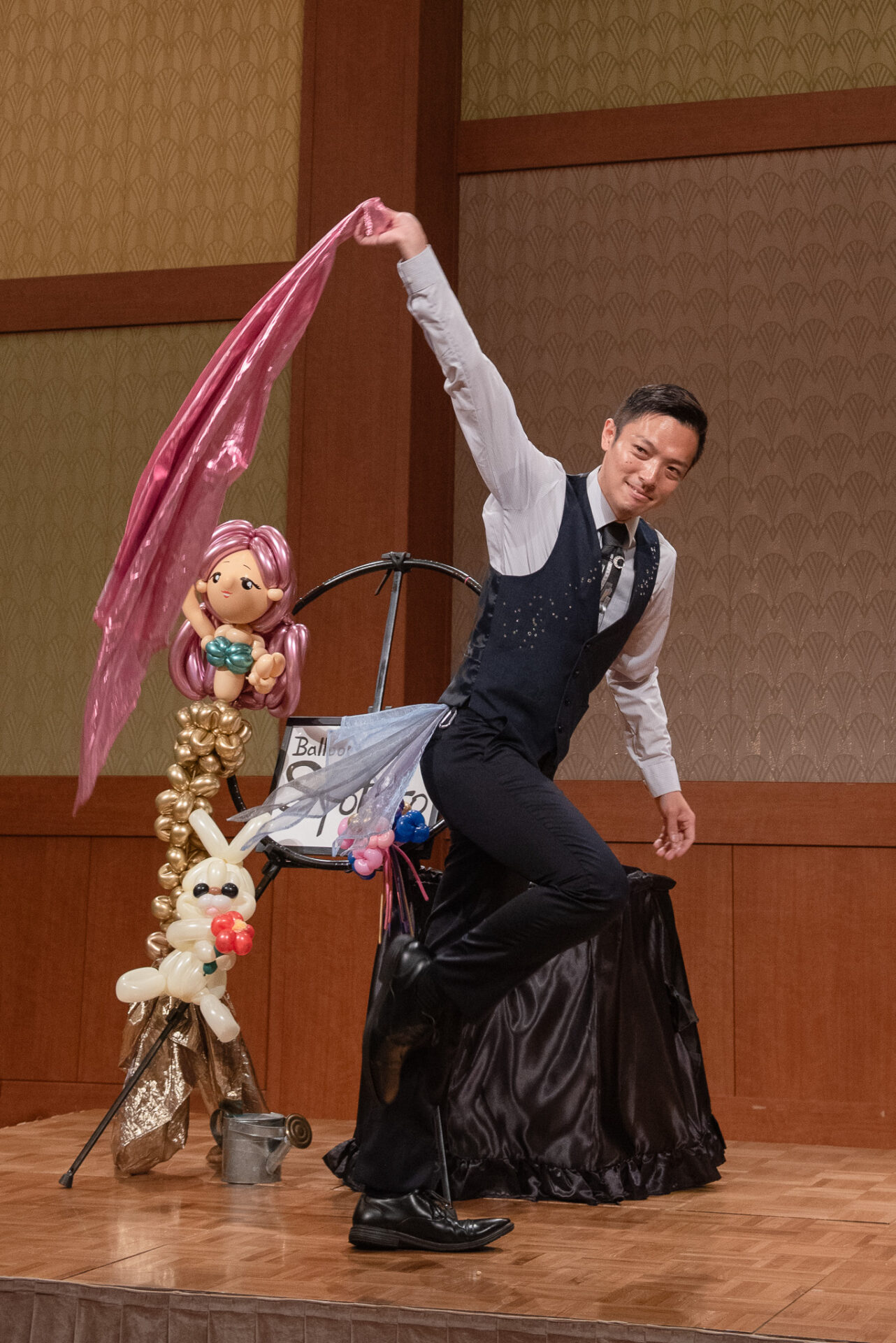 バルーンアート大道芸パフォーマンス