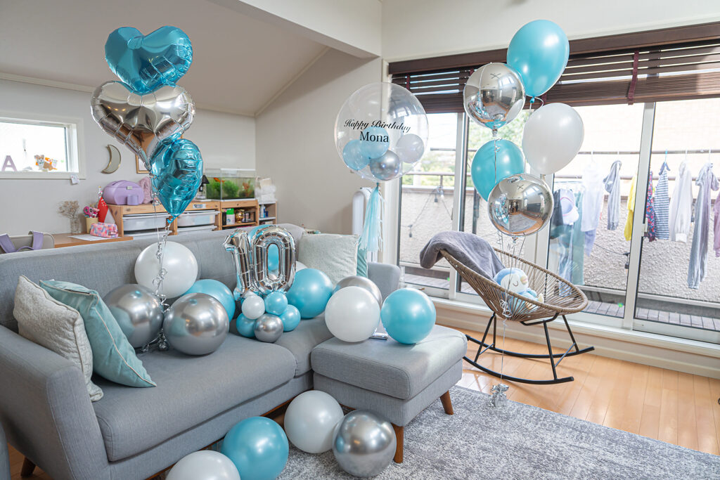 東京家中Tiffany Blue與銀色10歲生日氣球裝飾