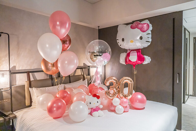 東京ベイ潮見プリンスホテルでの30歳の誕生日サプライズ ピンクのバルーン飾り付け