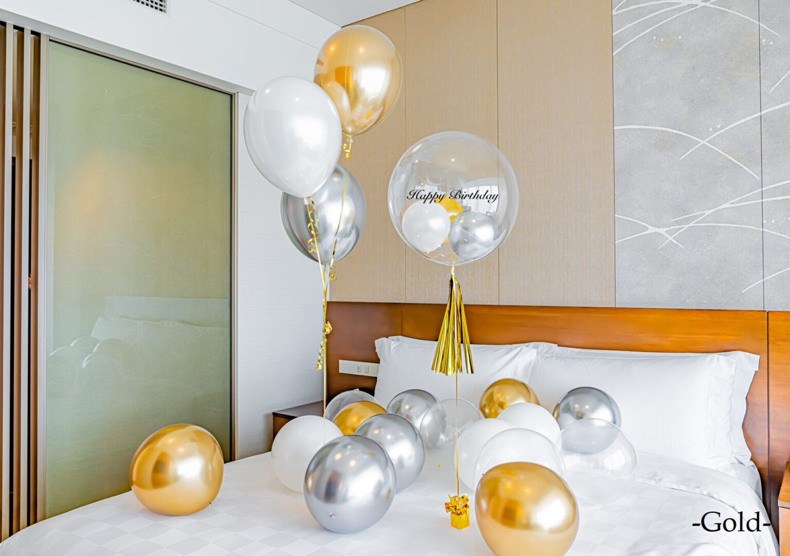 彼女への誕生日お祝いバルーン装飾