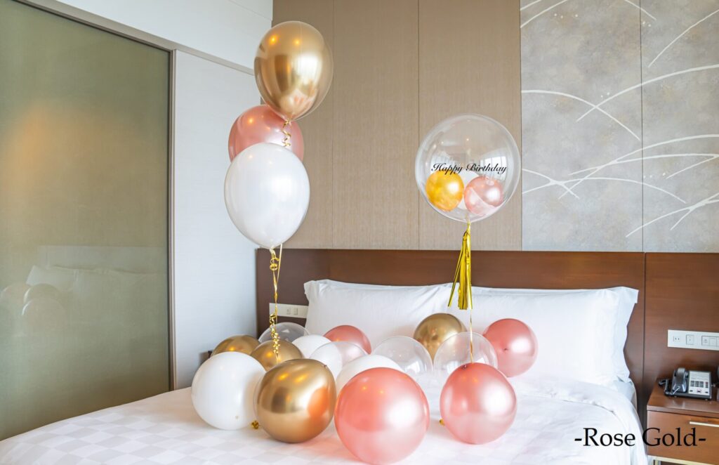 カップルの誕生日お祝いサプライズバルーン装飾