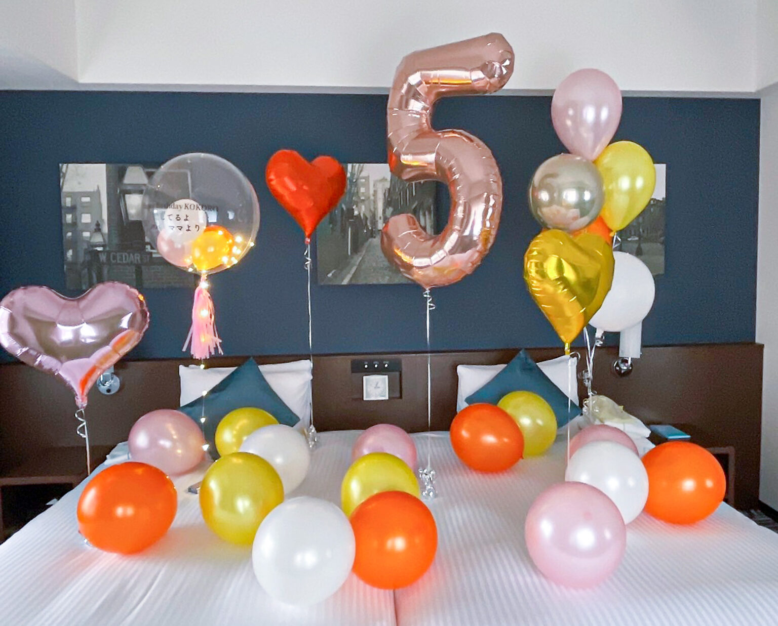 ザ パーク フロント ホテル アット ユニバーサル・スタジオ・ジャパンでの誕生日バルーンサプライズ飾り付け