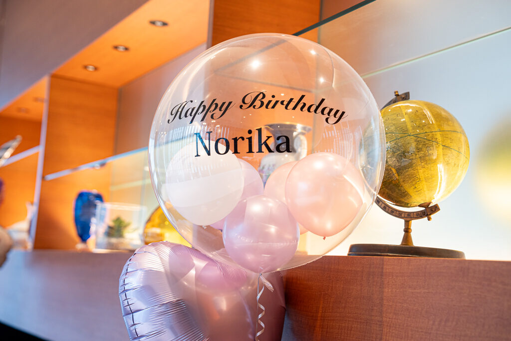 CITY CLUB OF TOKYOでピンクとラベンダーのユニコーンバルーンで祝う7歳の誕生日飾り付け