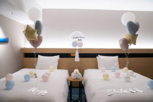 ヒルトン東京ベイでの誕生日サプライズバルーン装飾