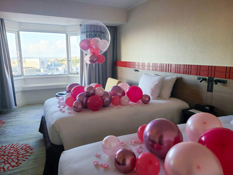 Birthday surprise balloon decoration at ダブルツリーby ヒルトン那覇首里城