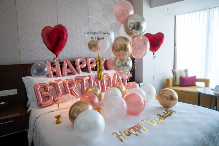 21st Birthday Surprise Balloon Decoration at Osaka Marriott Miyako Hotel