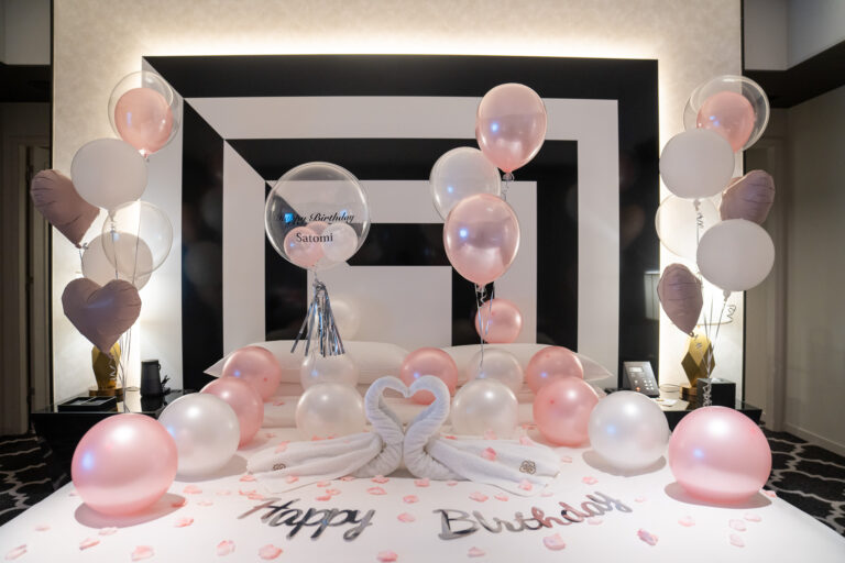 Birthday surprise decorations at ザ・カハラ・ホテル&リゾート横浜