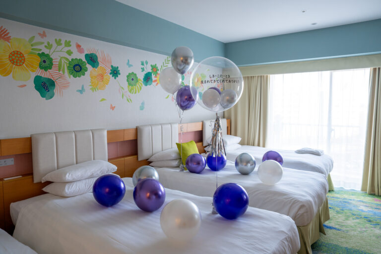 Birthday surprise balloon decoration at Grand Nikko Tokyo Bay Maihama