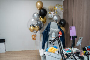 ジオ津田沼での24歳誕生日をゴールド&シルバーで彩るバルーン装飾