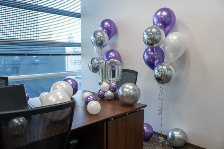 Balloon Decoration for 90th Anniversary Corporate Party at YANNER TOKYO