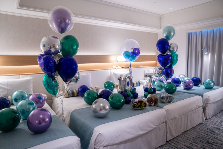 グランドニッコー東京 台場에서의 90세 생일 서프라이즈 장식