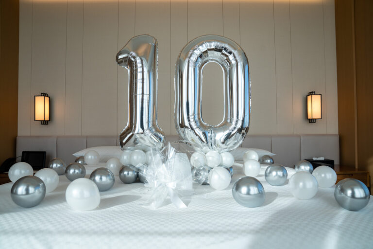 オークラ東京 10주년 기념 풍선 장식