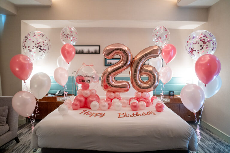 ザ・プリンスパークタワー東京에서의 26세 생일을 벌룬 데코레이션으로 서프라이즈