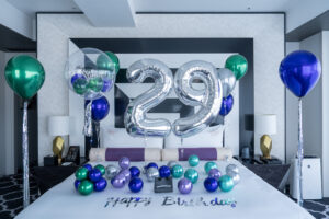 ザ・カハラ・ホテル&リゾート横浜での29歳誕生日サプライズバルーン装飾