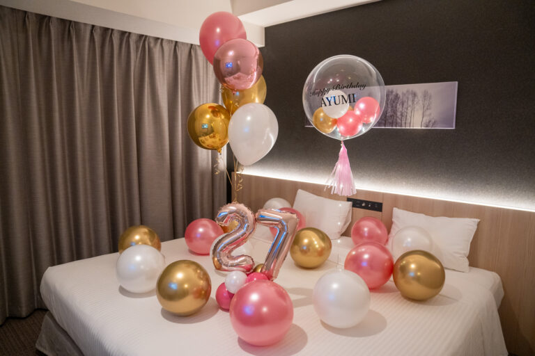 ホテルマンデープレミアム豊洲での27歳誕生日サプライズバルーン装飾