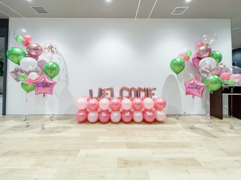 新宿三井ビルディング入職儀式・內定儀式 粉色&綠色氣球裝飾演出