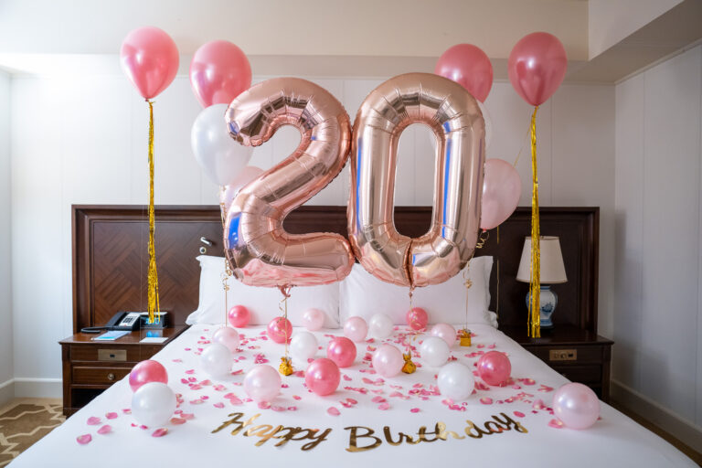 ヨコハマ グランド インターコンチネンタル ホテル30歲生日驚喜氣球裝飾