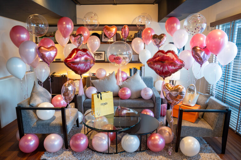 Birthday surprise decoration at HR salon, pink & gold luxury balloon decoration