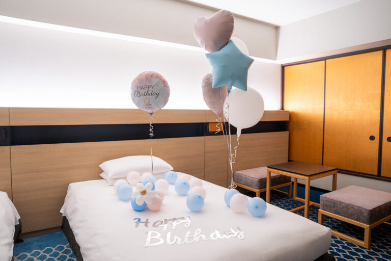 ヒルトン東京ベイでの2歳の誕生日をパステルカラーでサプライズ飾り付け