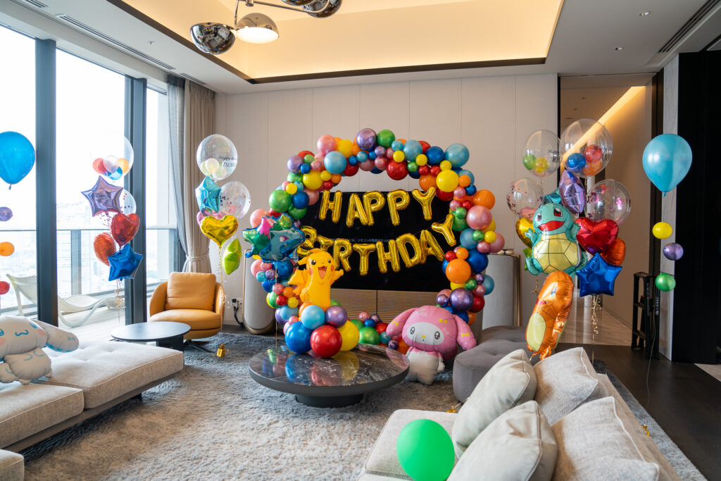 麻布台ヒルズレジデンスAでのポケモンテーマ誕生日サプライズ飾り付け