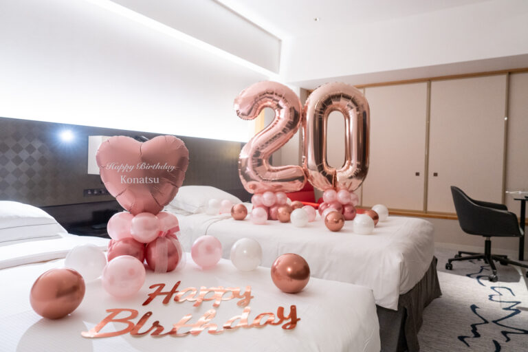 ヒルトン東京에서의 20세 생일 서프라이즈 데코레이션