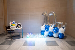 TRUNK HOTEL CAT STREETでの10周年記念パーティーバルーン装飾