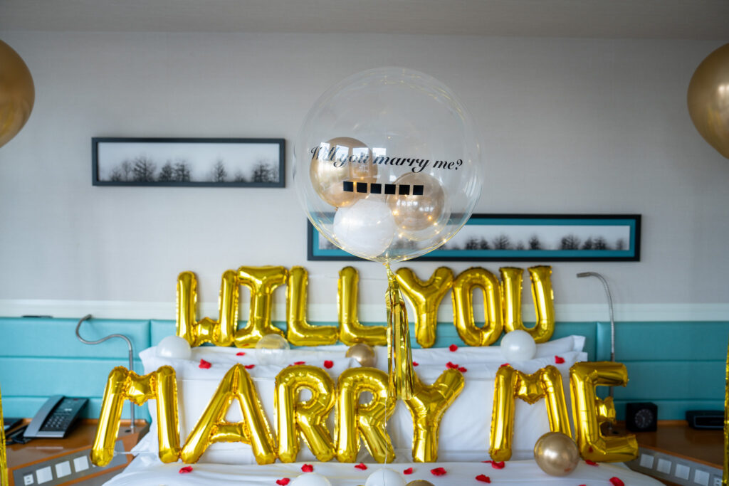 Surprise proposal decorations at ザ・プリンスパークタワー東京