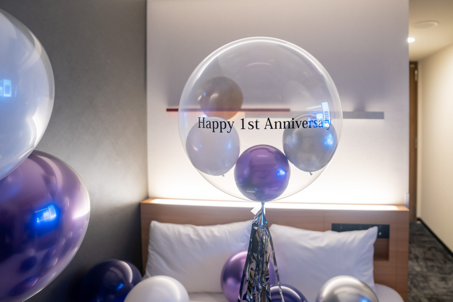 hotel MONday 東京西葛西での1周年記念サプライズバルーン装飾