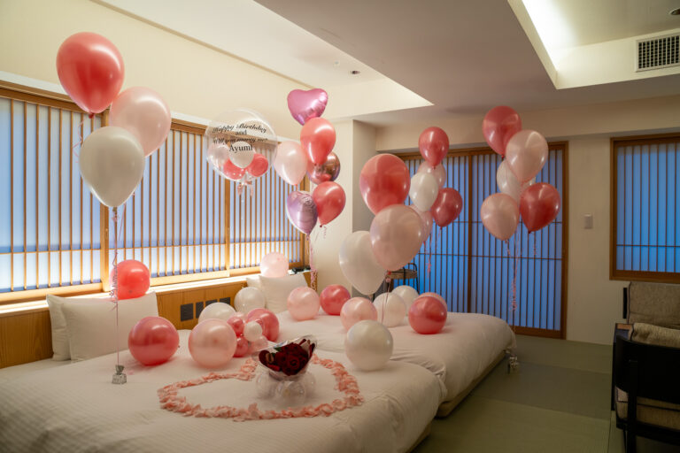 Proposal & Birthday Surprise Balloon Decoration at プロスタイル旅館 東京浅草