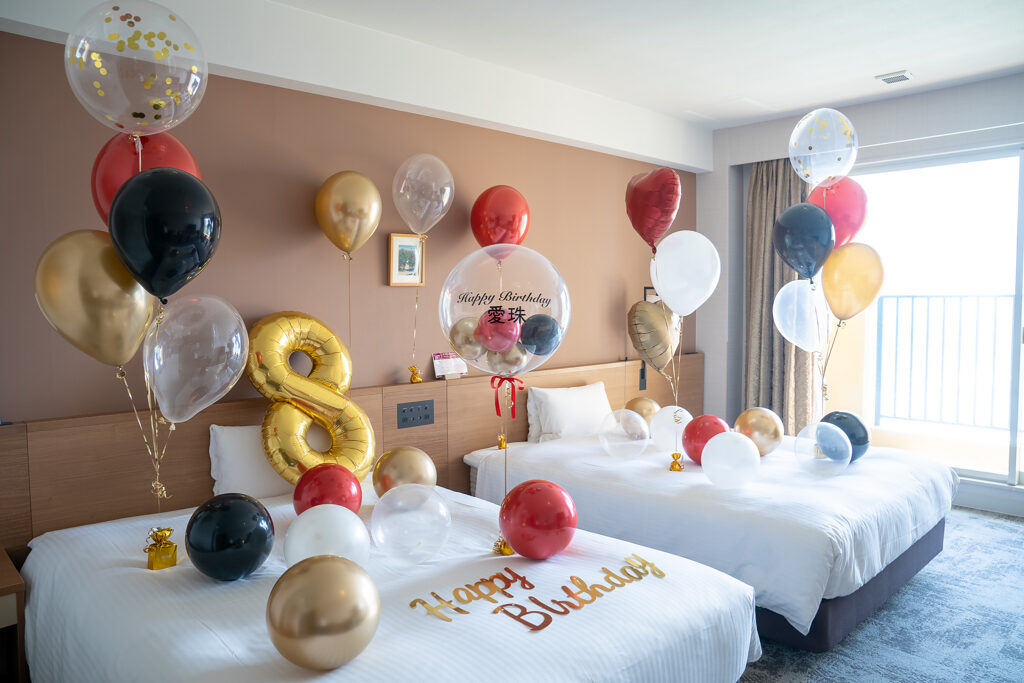 ベッセルホテルカンパーナ沖縄での8歳の誕生日サプライズバルーン装飾