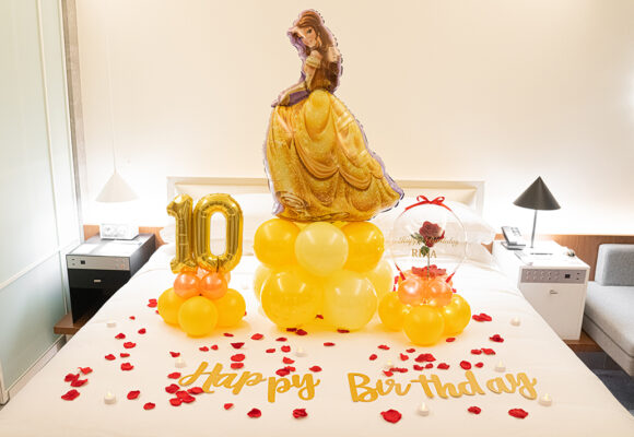 벨 오브제의 생일 장식