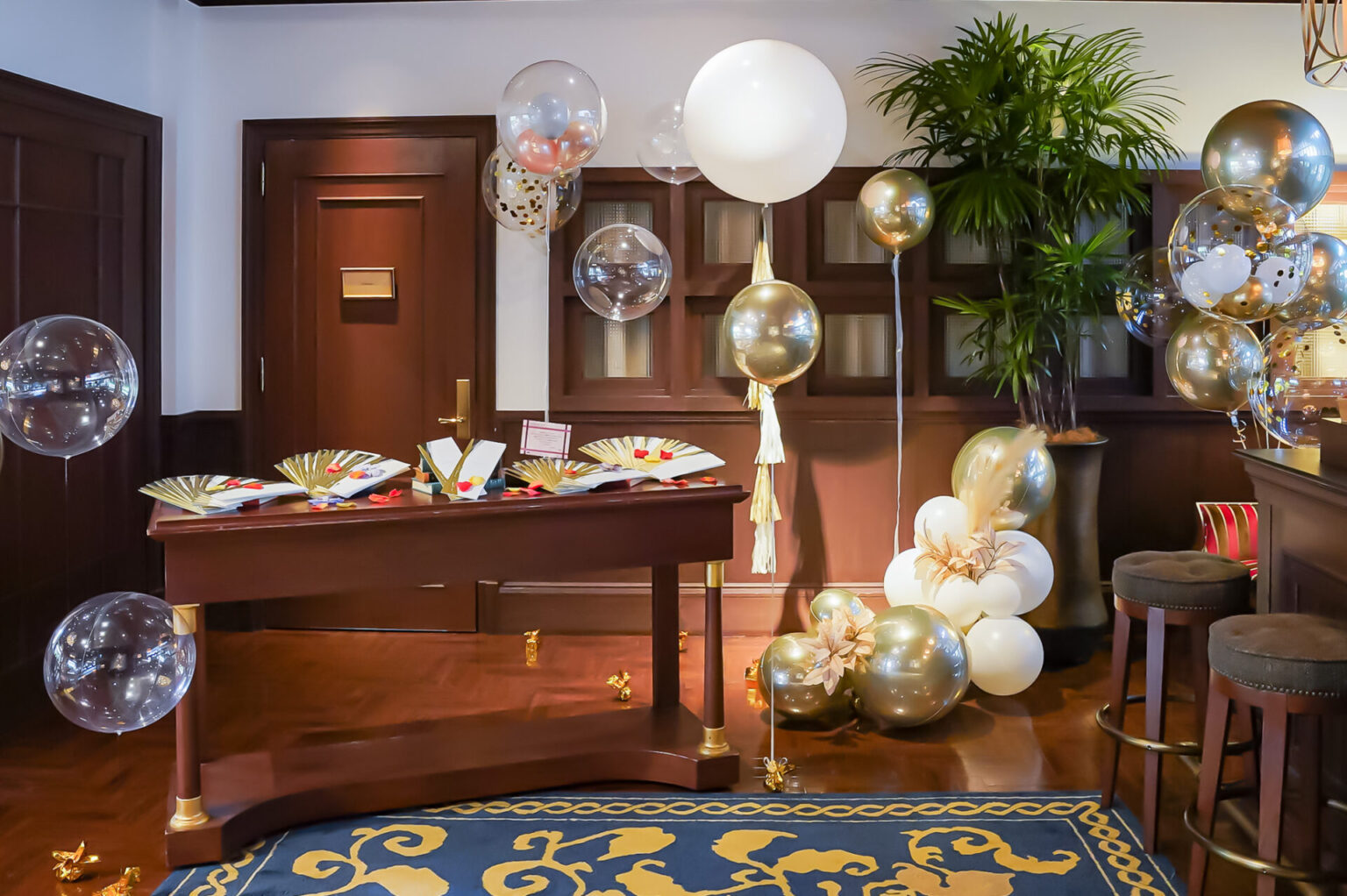 飲食店でパーティー装飾