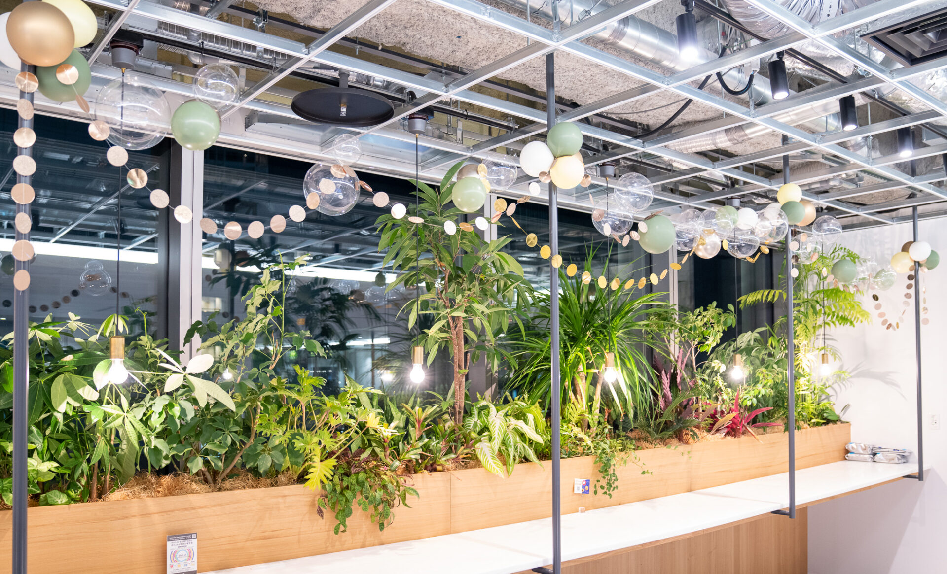 企業の入社式バルーン装飾