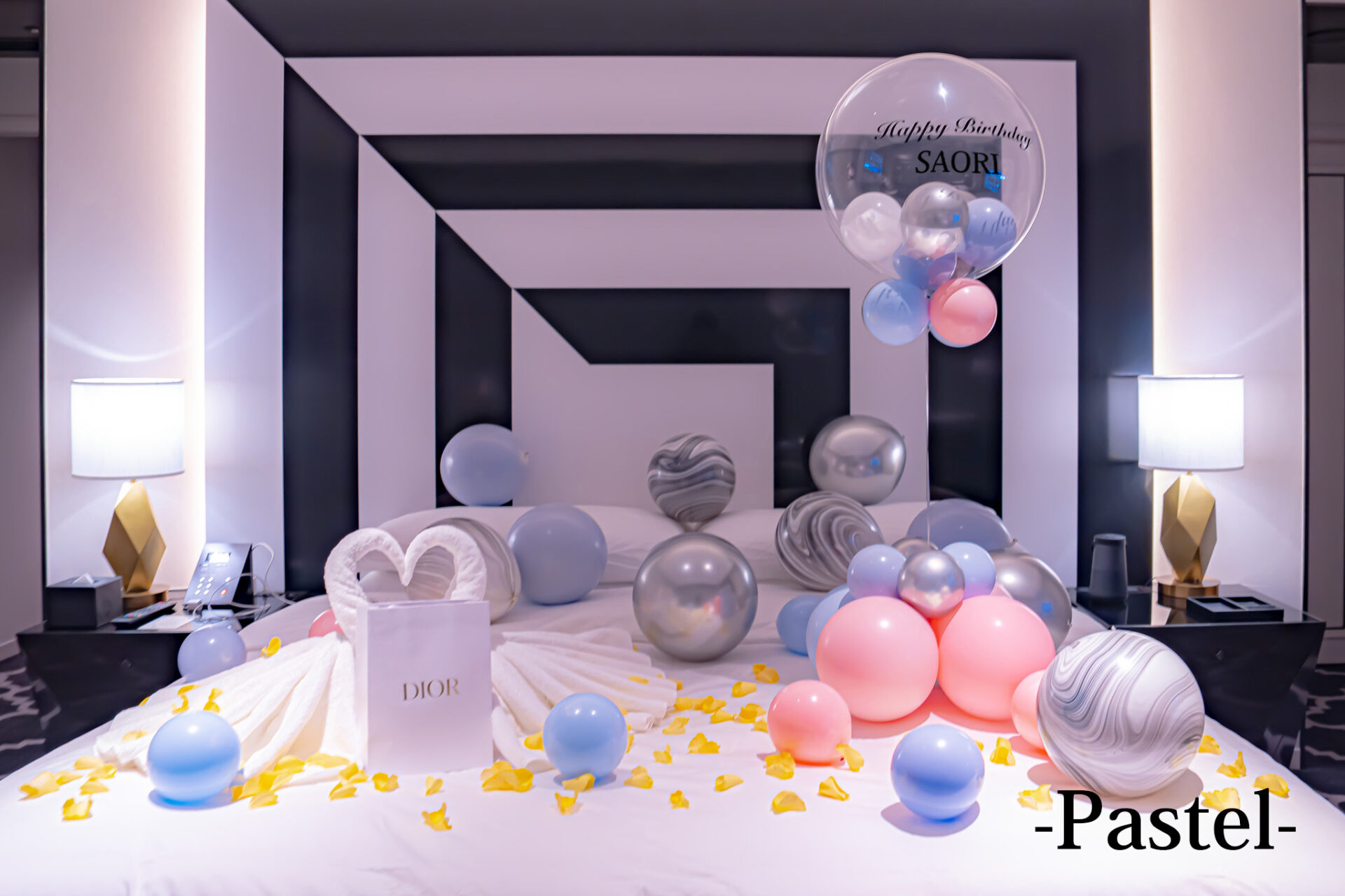 ホテルでお誕生日サプライズ装飾