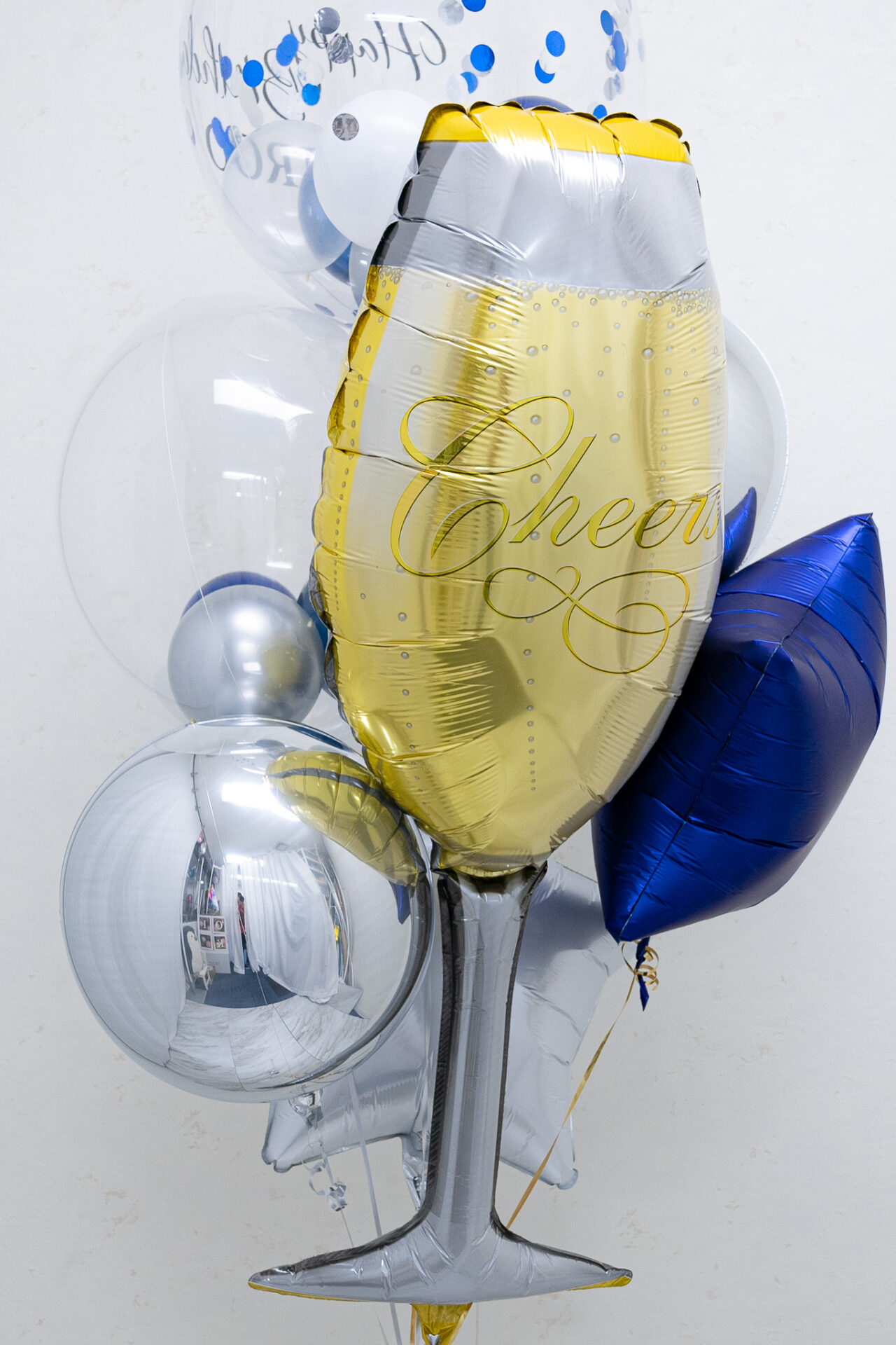 お誕生日サプライスバルーンブーケ