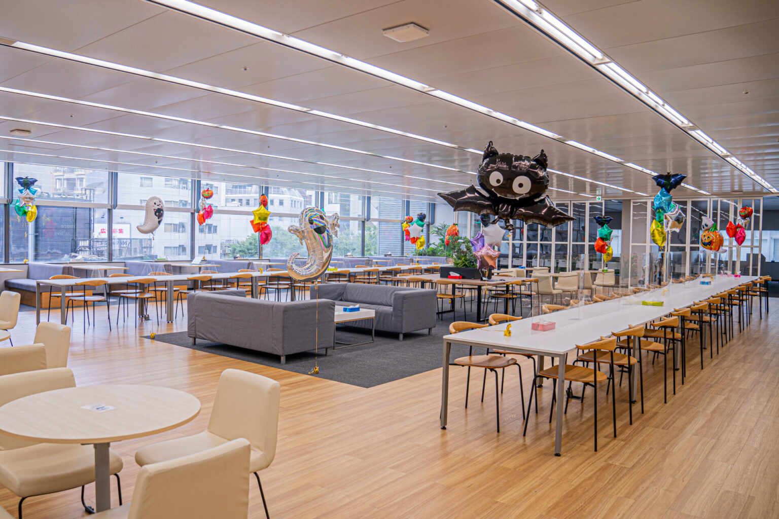 オフィスのハロウィン装飾