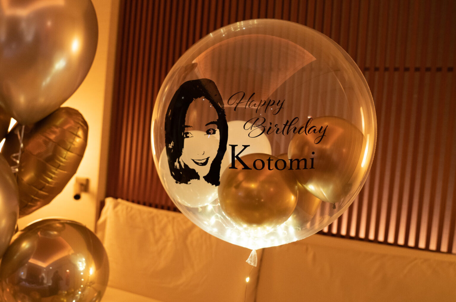 似顔絵入りお誕生日お祝いバルーンギフト