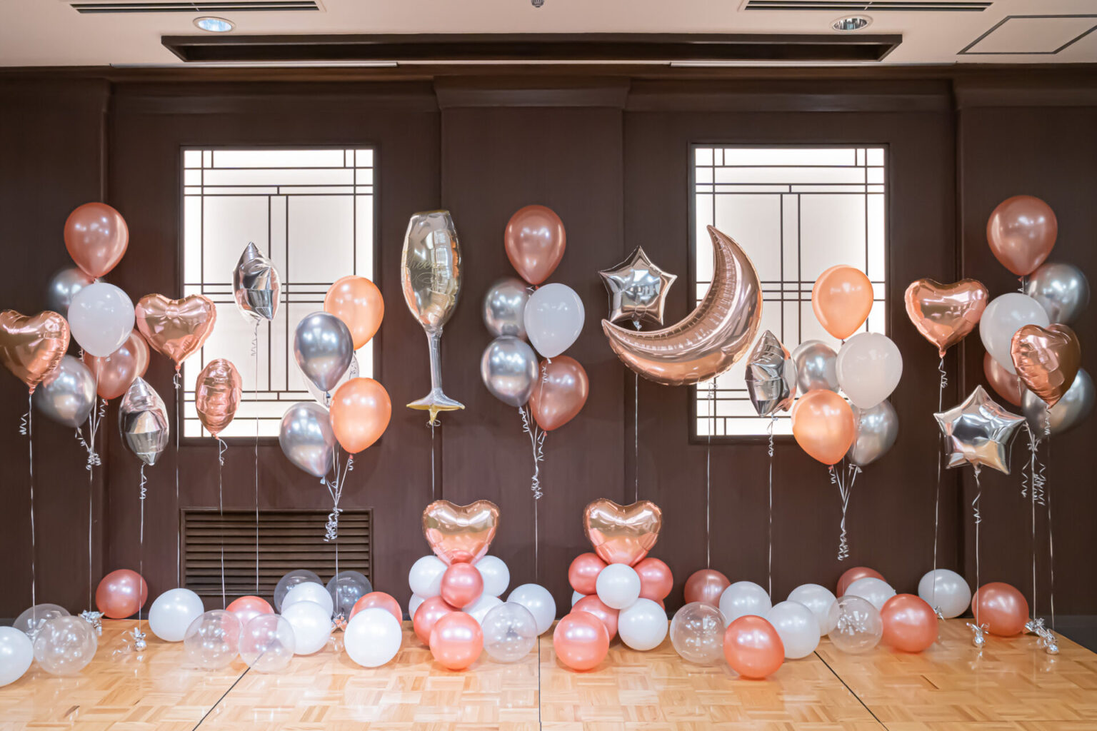 ライブ・ステージ上のバルーン装飾