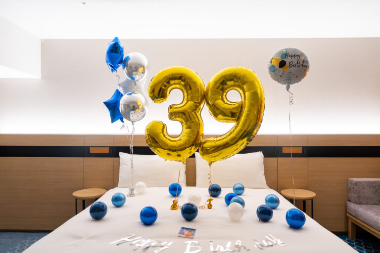 Surprise 39th birthday decoration with gold & blue balloons at Hilton Tokyo Bay