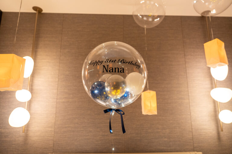 JWマリオット・ホテル東京에서의 31세 생일 서프라이즈 풍선 장식